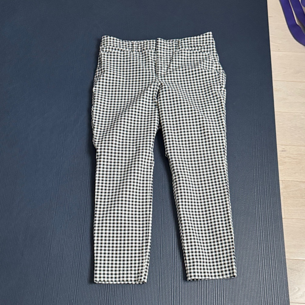 Old Navy Black & White Gingham Women's Pixie Skinny High Rise, 10, EC